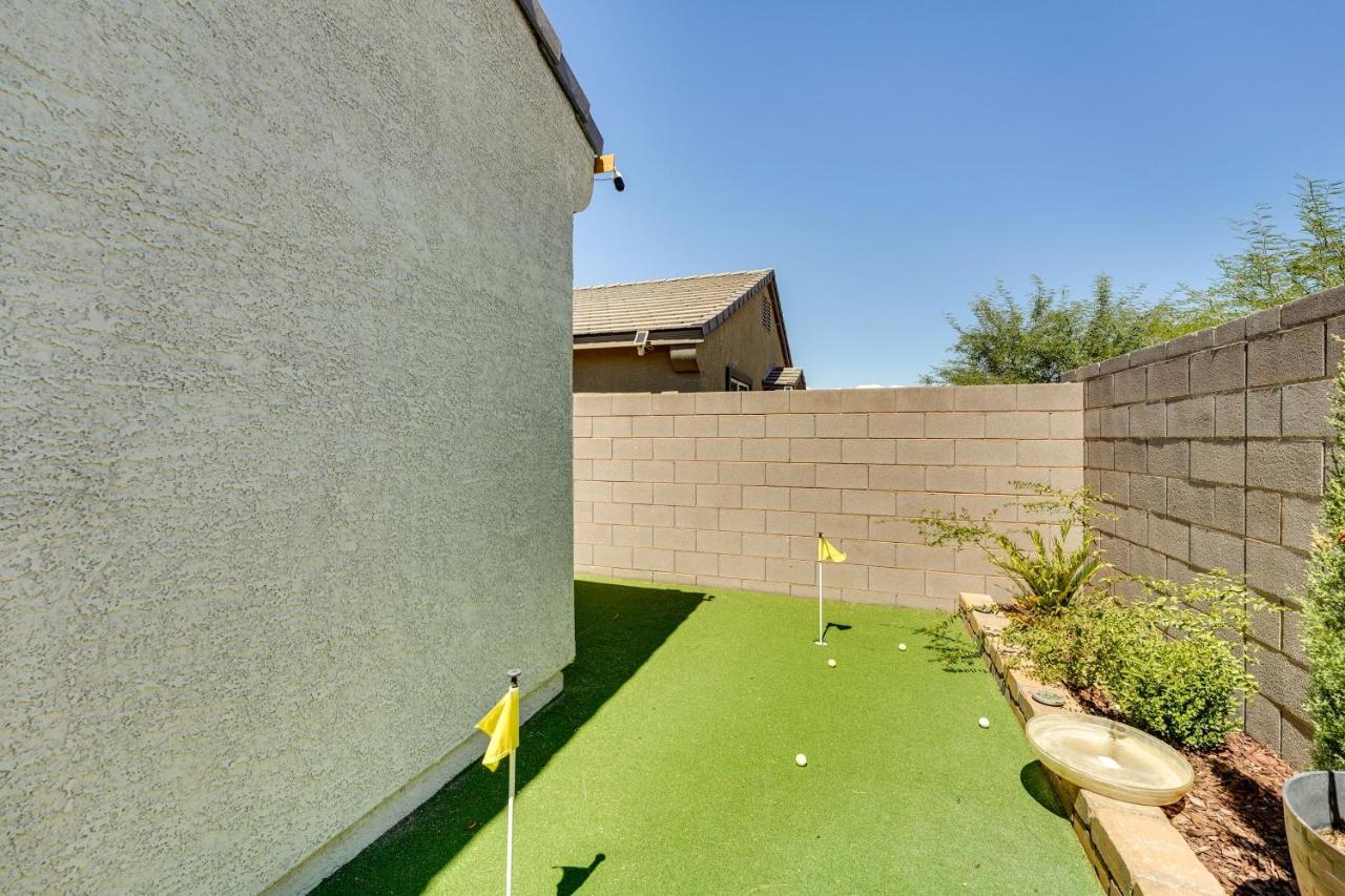 Home With Putting Green About 11 Mi To Las Vegas Strip Exteriér fotografie